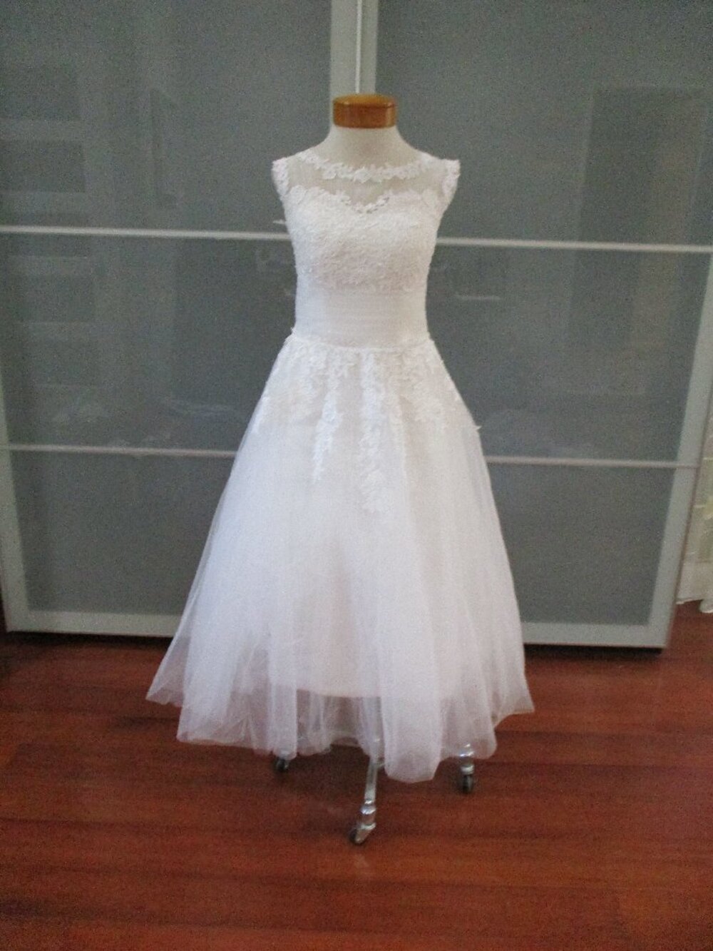 Abao Wedding Tea Length Corset Tie on Back Tulle / Applique A-Line